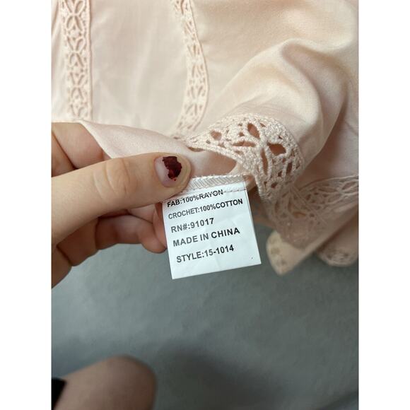 Luna Moon Top Medium Cold Shoulder Long Sleeve Crochet Pink Boho Beach Blouse - Picture 7 of 13